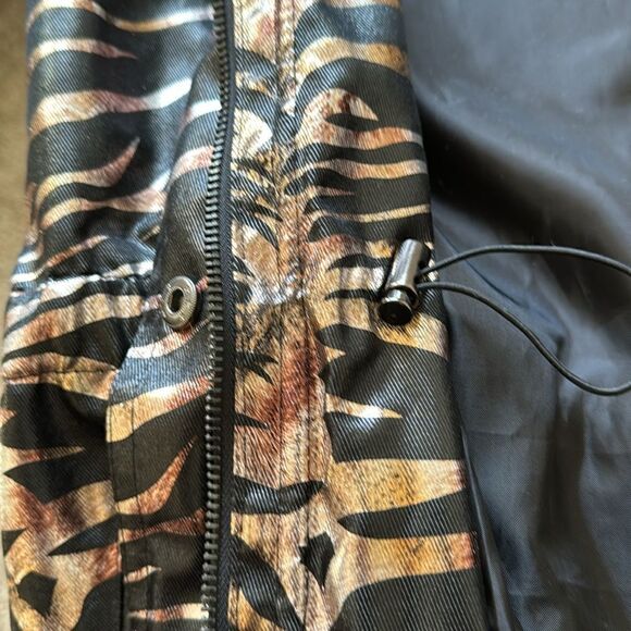 Erin London Women’s Cotton Blend Zebra Print Metallic Front Zip Up & Snap Size L - Picture 11 of 14